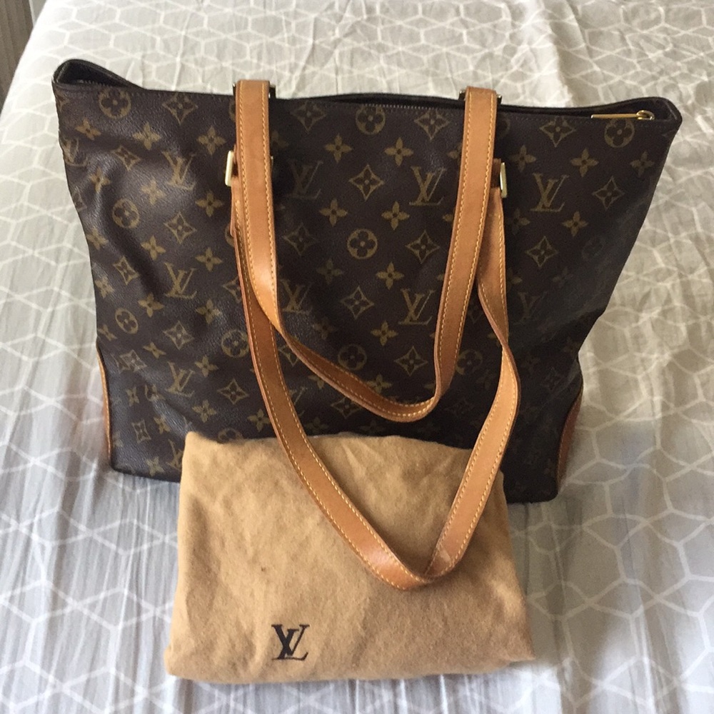 Authentic Louis Vuitton Mezzo